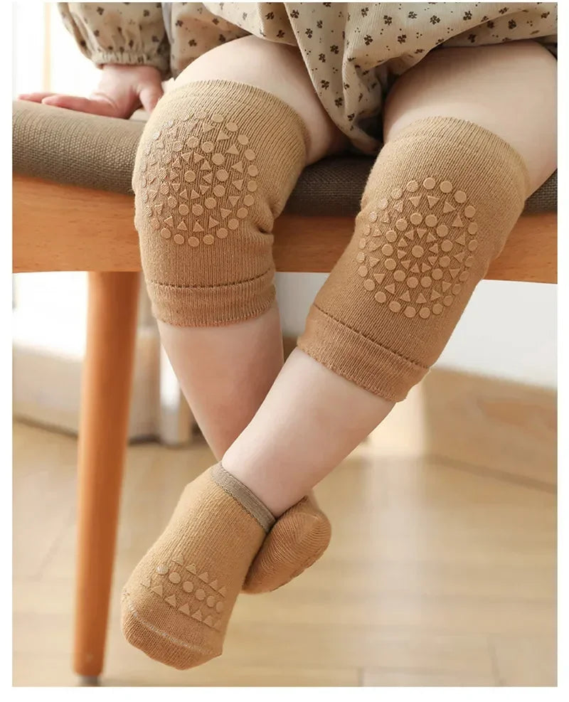 Soft Cotton Baby Crawling Knee Pads with Non-Slip Socks