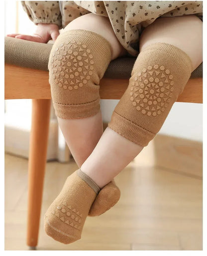 Soft Cotton Baby Crawling Knee Pads with Non-Slip Socks