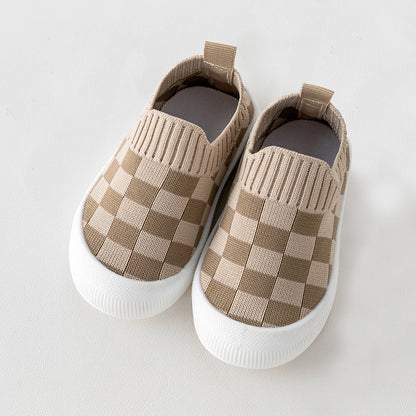 Easy slip-on checkered knit baby walking shoes for toddlers